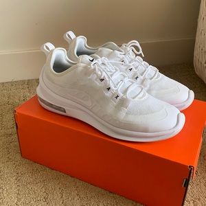 nike air max axis womens size 8.5